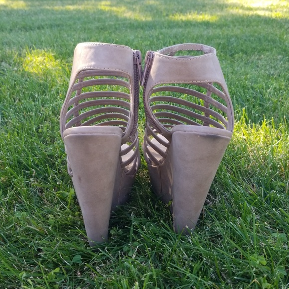 Wedges - Picture 4 of 4